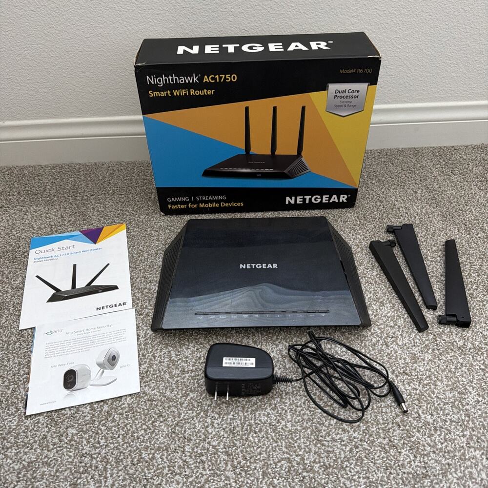 NETGEAR Nighthawk AC1750 Smart WiFi Router R6700 - Picture 1 of 11